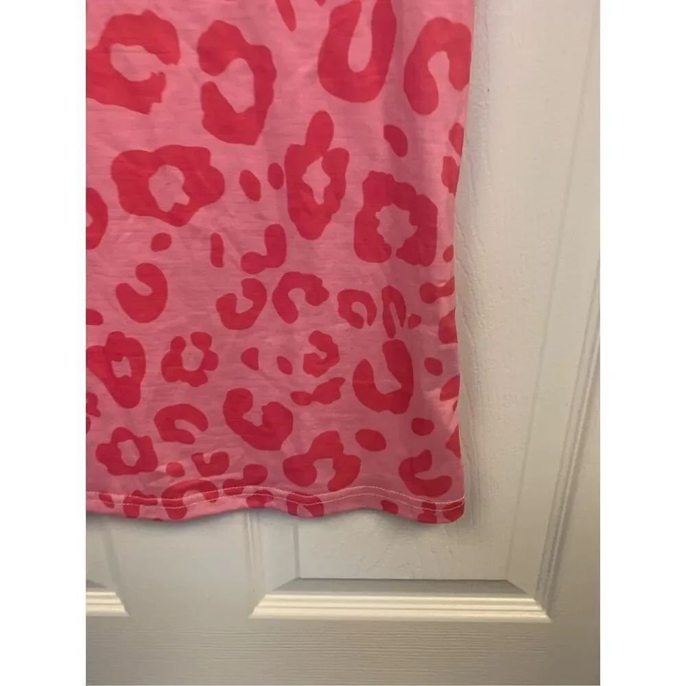 Pink Cheetah Patterned T-Shirt - Picture 3 of 6